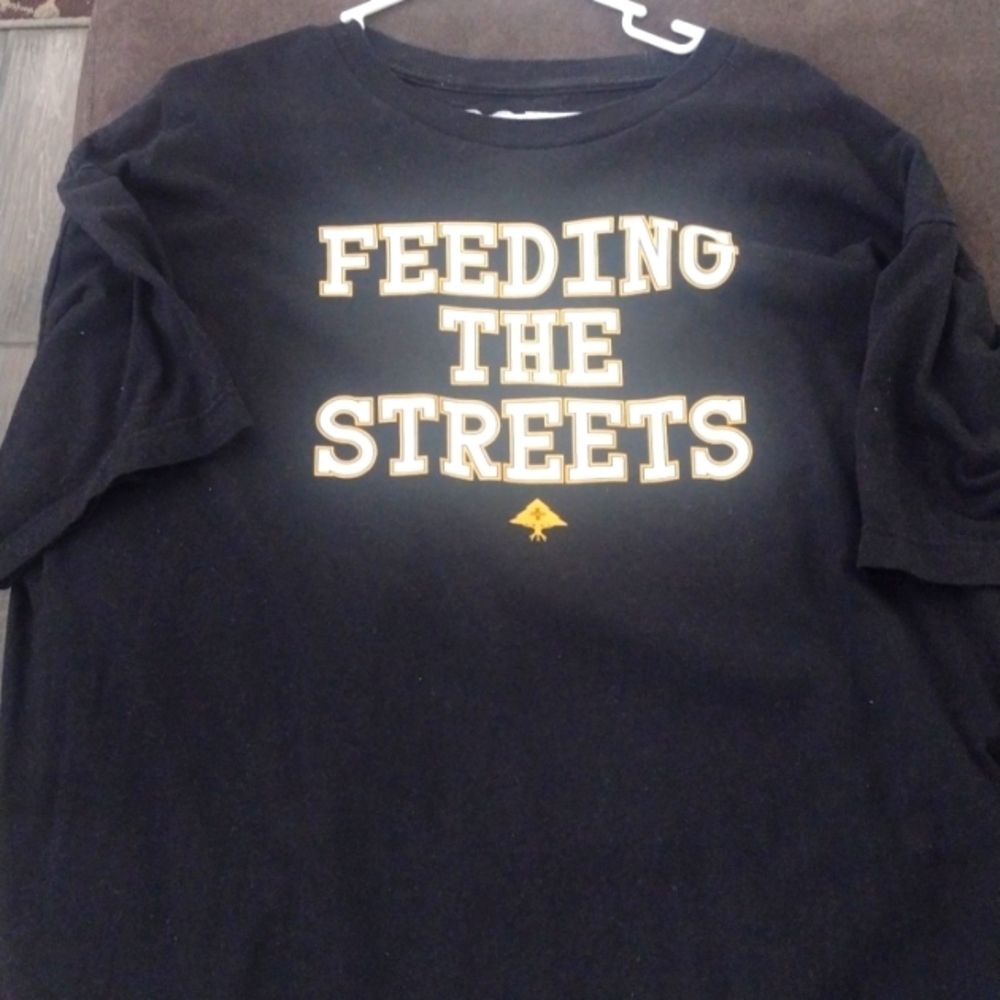 Men's LRG T-shirt Size 2XL